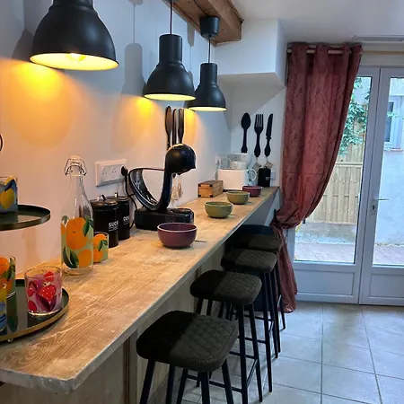 Сasa de vacaciones House Patio Air Conditioning Elegant Decoration *
